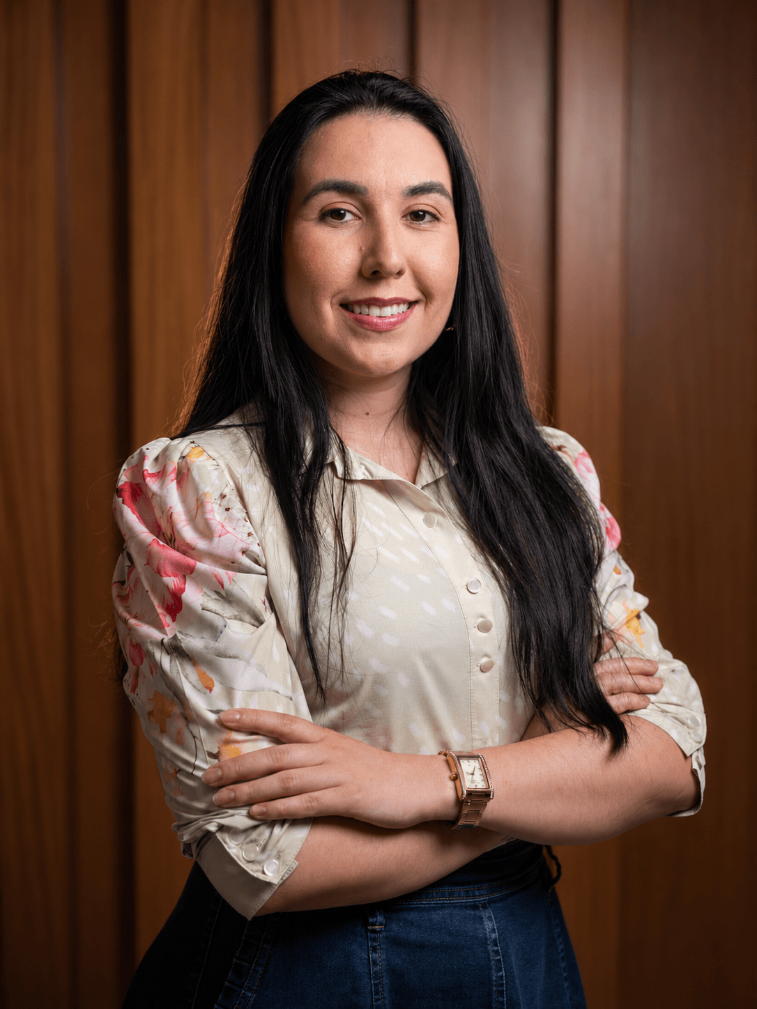 Retrato profissional em ambiente corporativo